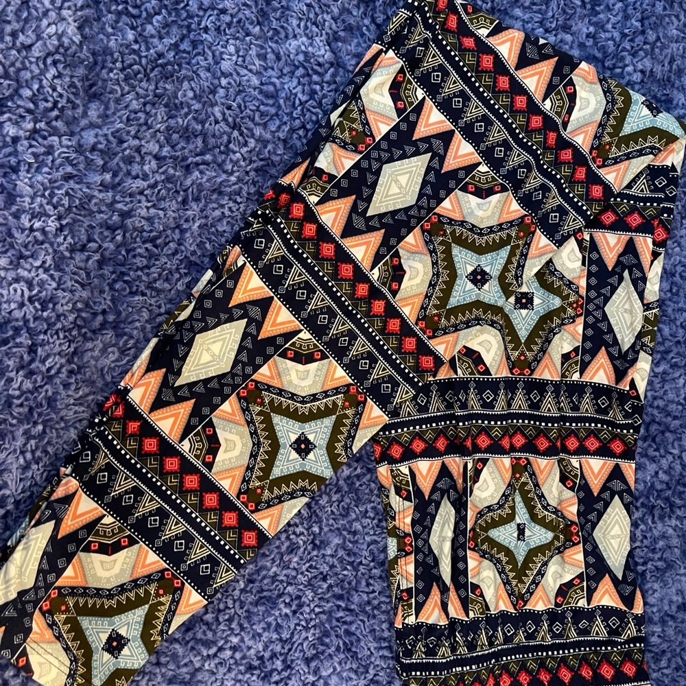 Buttery Soft NWT TC Leggings - Picture 5 of 16